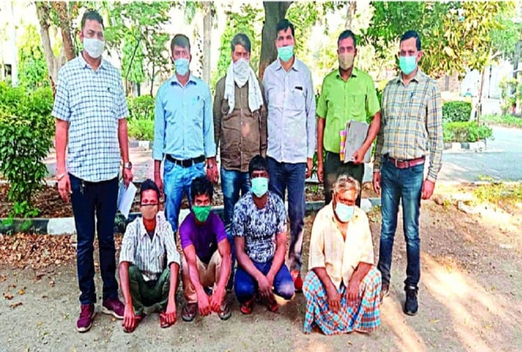 गांजा एंबुलेंस में खुद हवाई जहाज से दिल्ली पहुंचता था तस्कर, पुलिस ने दबोच लिया गैंग