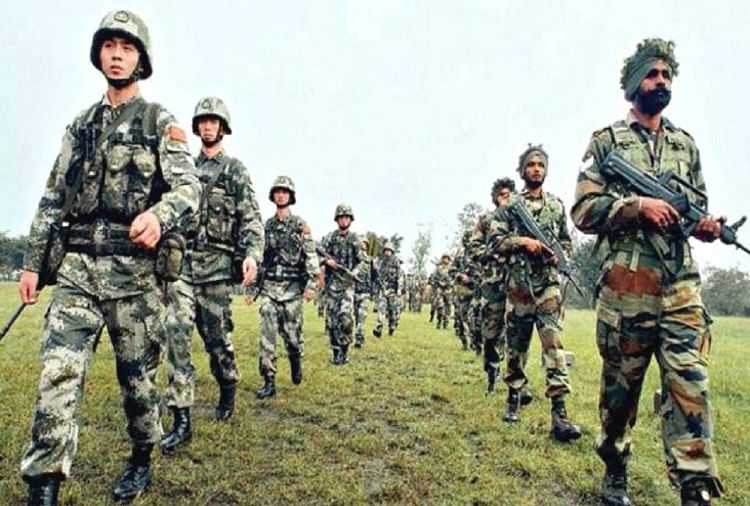 भारत और चीन की सेना(फाइल फोटो)