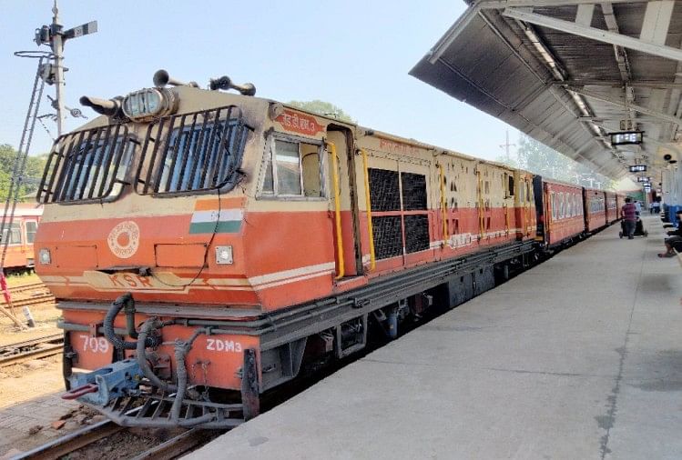 छठ महापर्व: रेलवे बिहार-यूपी के लिए कई और स्पेशल ट्रेन चलाएगा, यहां देखें पूरी सूची