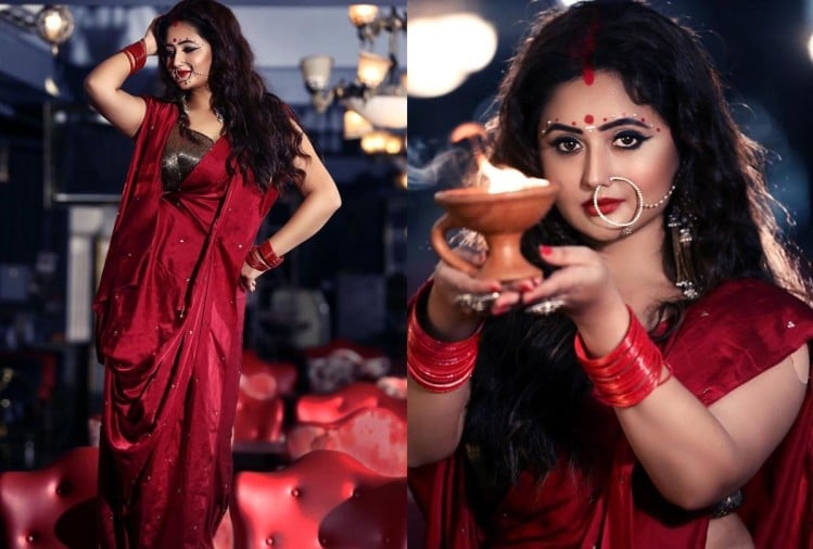 Rashmi Desai Latest News Pics Viral Video Hottest Sexy Glamorous Photoshoot Video Images Of Tv Star Rasmi Desai - रश्मि देसाई ने बंगाली लुक में कराया फोटोशूट...लाल साड़ी में लग रही हैं