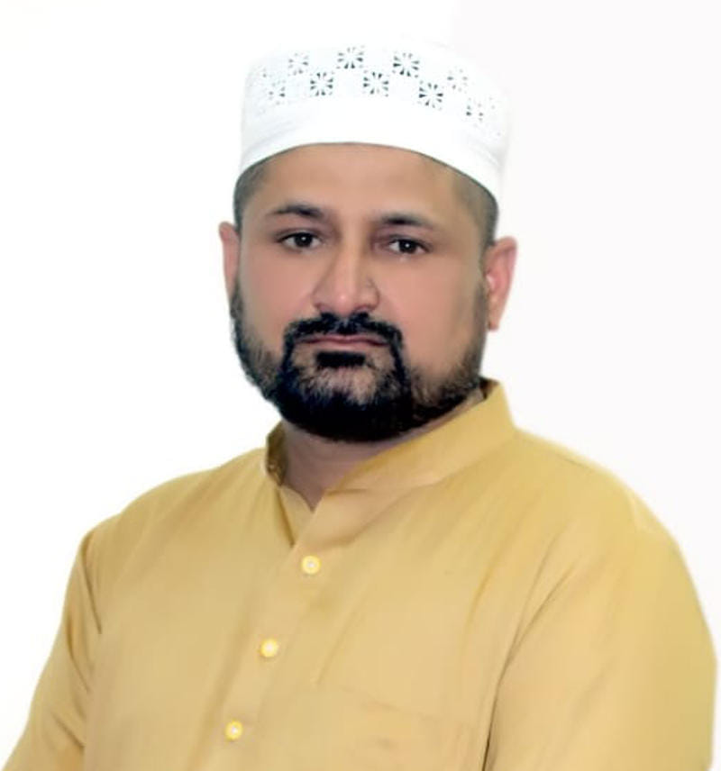- औसाफ गुड्डू, वुड़ कार्विंग कारोबारी
