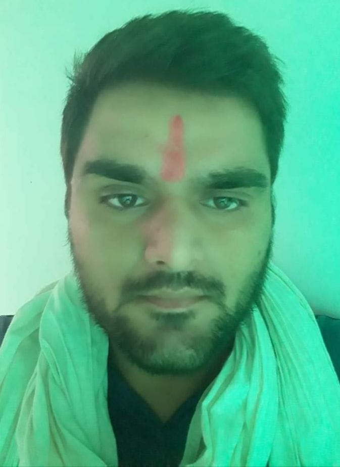 हथिगवां कोतवाली के बलीपुर में गोली लगने से मृत अभय प्रताप सिंह। फाइल फोटो हथिगवां कोतवाली के बलीपुर में गोली लगने से मृत अभय प्रताप सिंह। फाइल फोटो