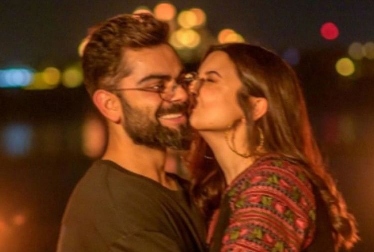 विराट कोहली को Kiss करते हुए अनुष्का शर्मा ने साझा की तस्वीरें, सितारों ने यूं दिया रिएक्शन अनुष्का शर्मा, विराट कोहली
