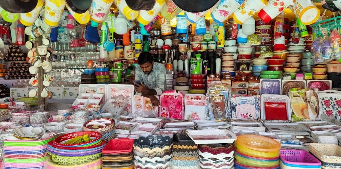 Market ready to entice customers on Dhanteras Market ready to entice customers on Dhanteras