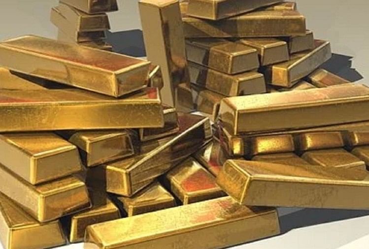 चेन्नई में दुबई से आए एक विमानके टॉयलेट से मिला 65 लाख का सोना