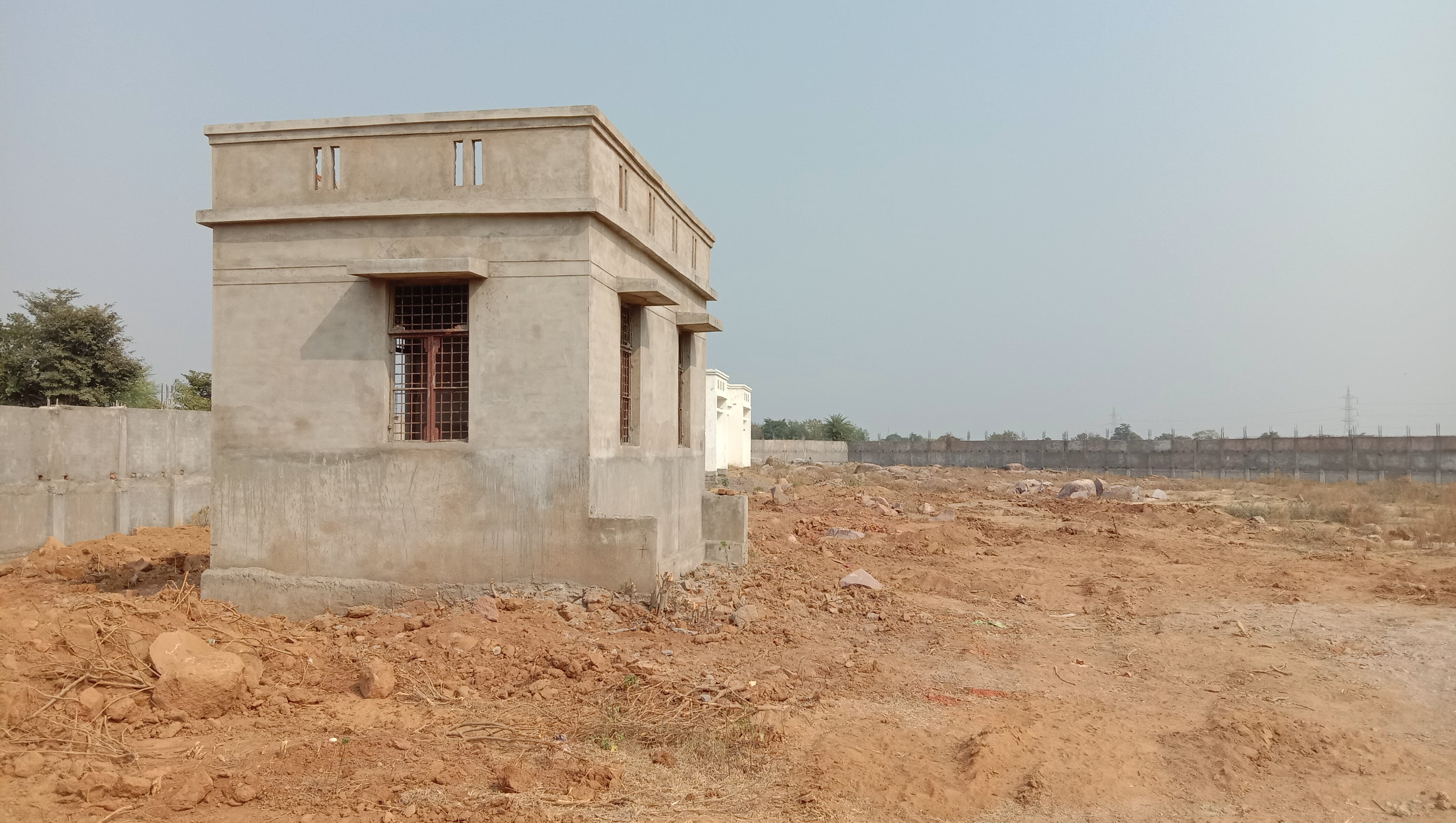 रोडवेज डिपो में कार्यशाला परिसर से हटी हाइटेंशन लाइन रोडवेज डिपो में कार्यशाला परिसर से हटी हाइटेंशन लाइन