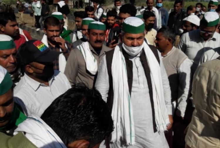 Muzaffarnagar News: Bku Workers Has Protest Against Agricultural Laws And Rakesh Tikait Has ...