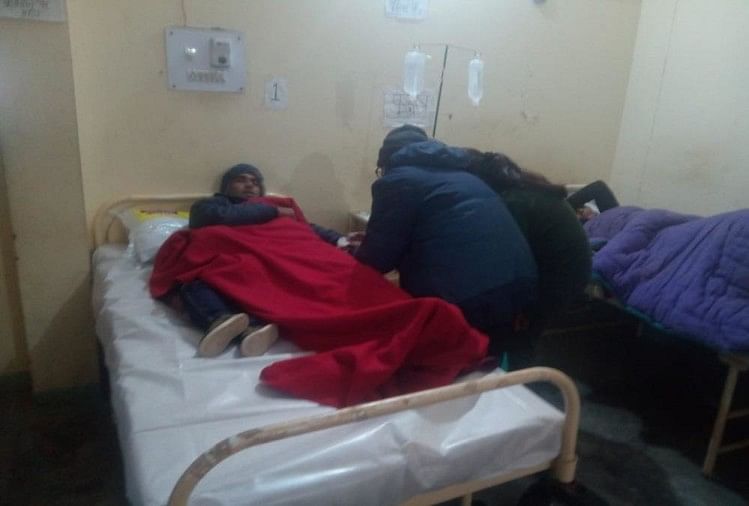 Uttarakhand news: 44 village Admitted in Hospital; After Ate Food in Puja Program in Uttarkashi