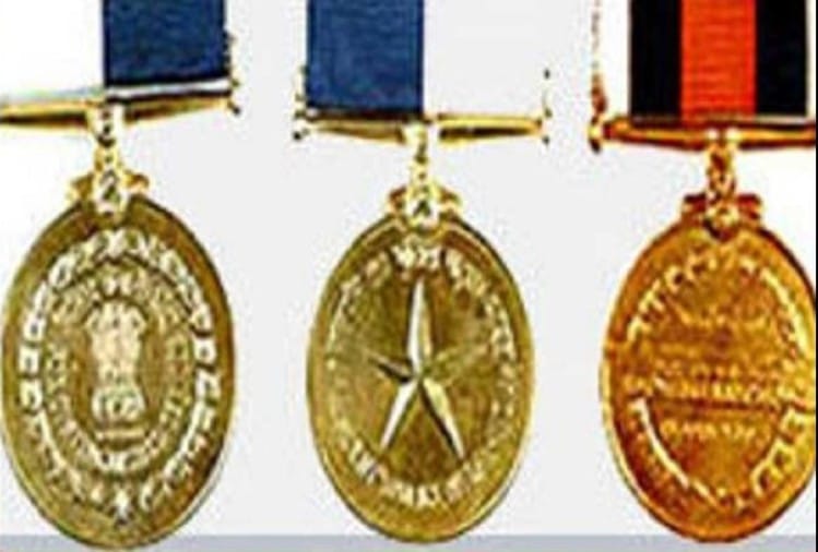 राष्ट्रपति सम्मान किसानों के समर्थन में वापस करने का एलान