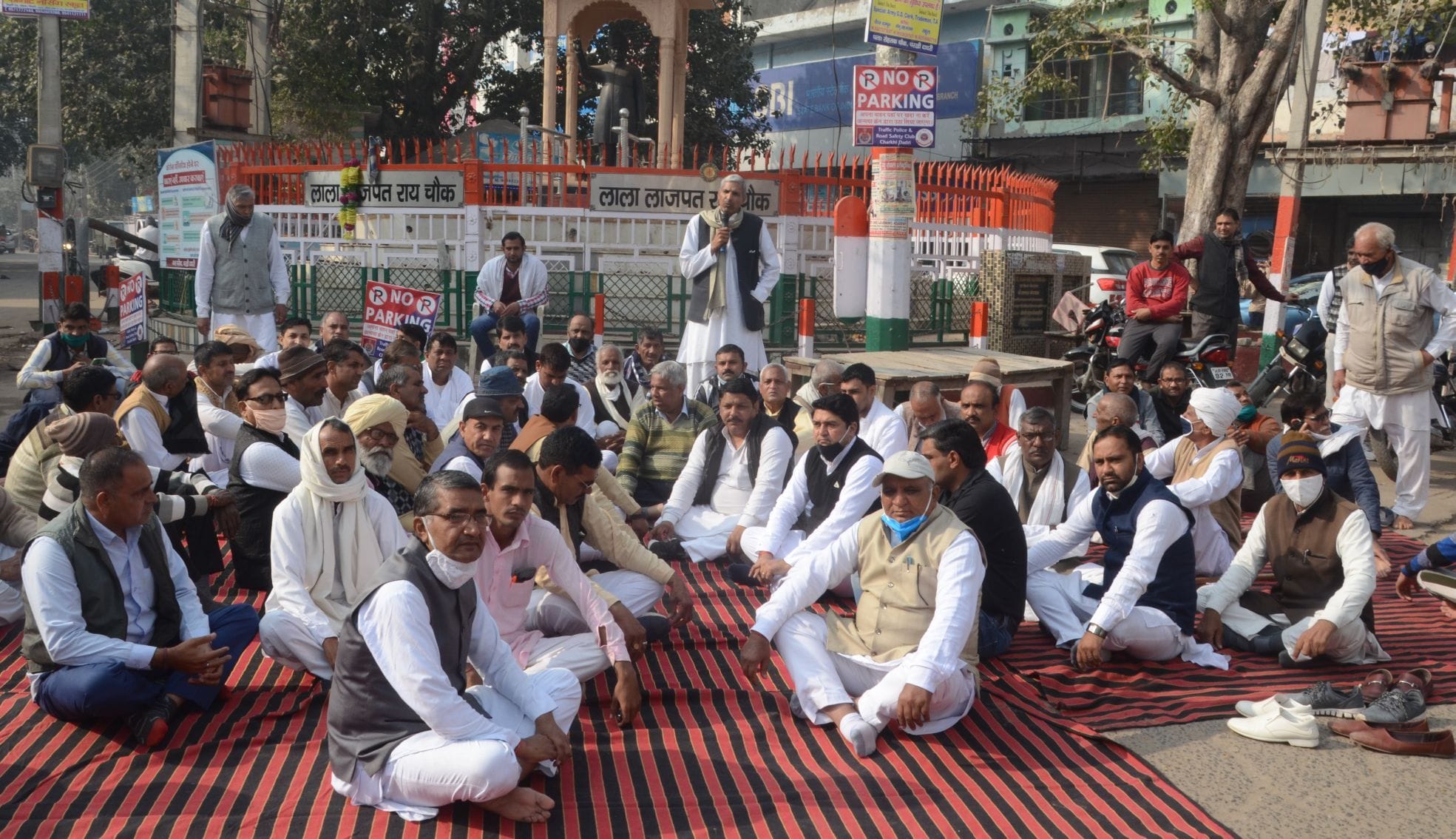 India closed: Mandi and market closed, roads blocked India closed: Mandi and market closed, roads blocked
