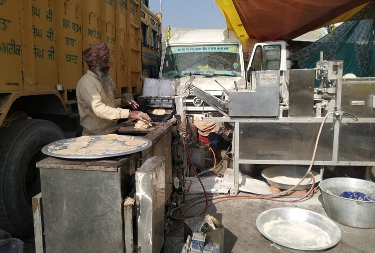 Farmers Protest: 35 Thousand Rotis And 7 Quintals Of Rice Are Being Made Daily In Langar, Tea Is Made From 100 Kg Of Milk - लंगर में रोज बन रही हैं 35