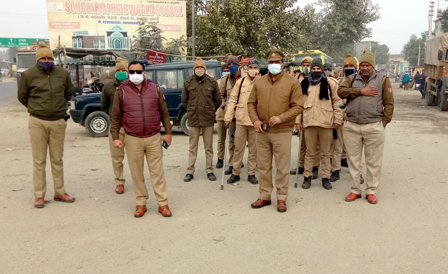 बिडौली में तैनात पुलिसकर्मी बिडौली में तैनात पुलिसकर्मी