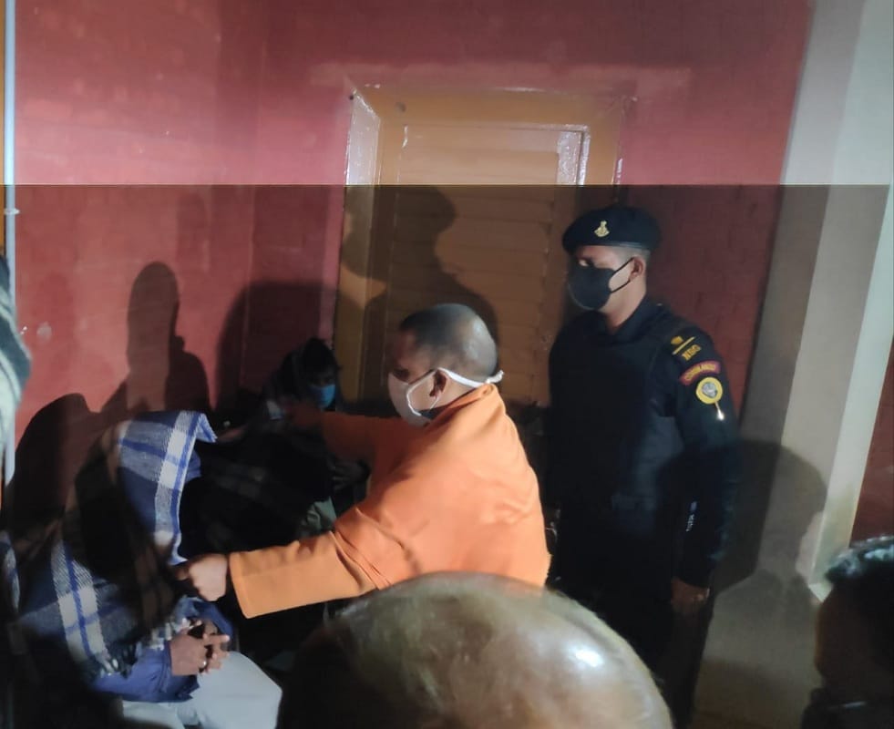 cm yogi in varanasi