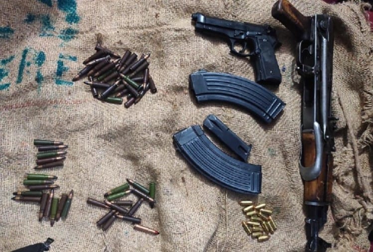 टीआरएफ मॉड्यूल का भंडाफोड़, दो कश्मीरी मददगार गिरफ्तार, हथियार बरामद