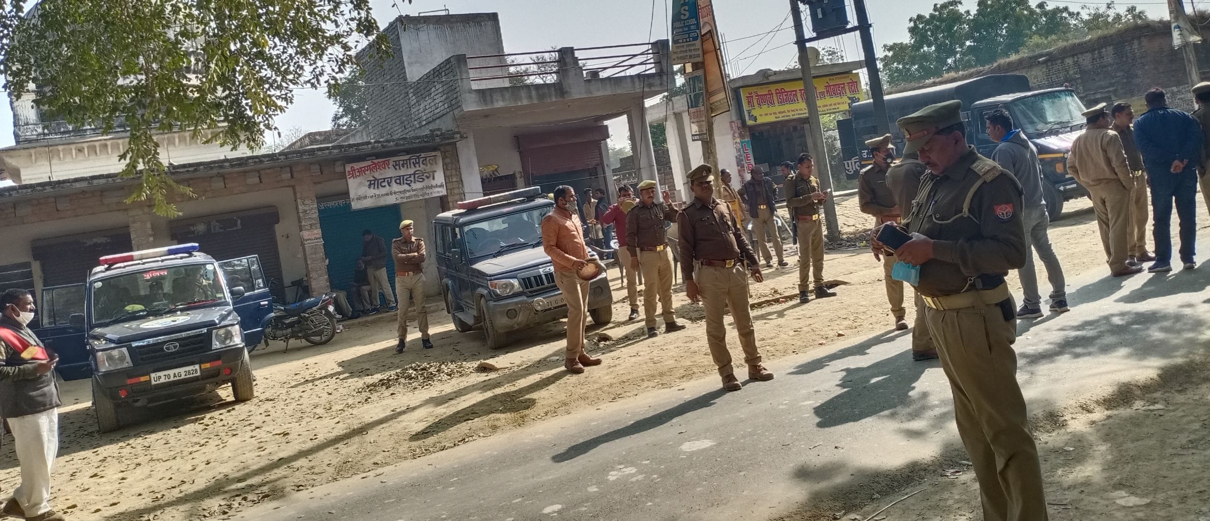 देवरी चौकी पर मौजूद पुलिस फोर्स