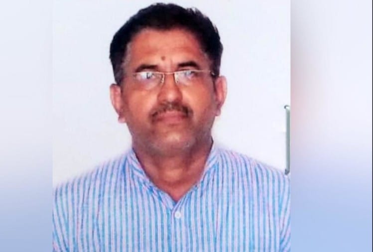 सर्वसम्मति से चुनकर आए प्रधान का मतदाता सूची में नहीं है नाम