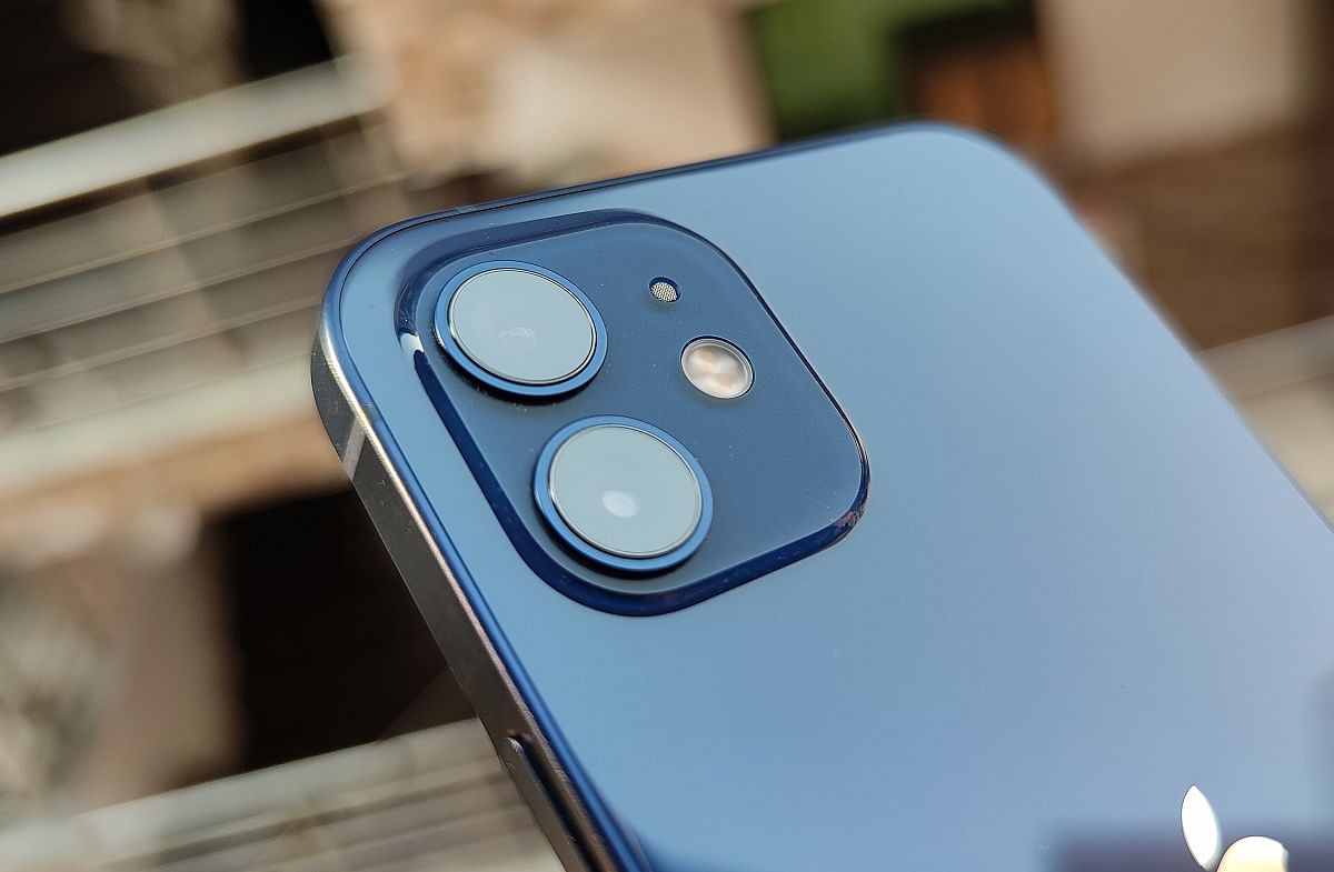 iPhone 12 Review