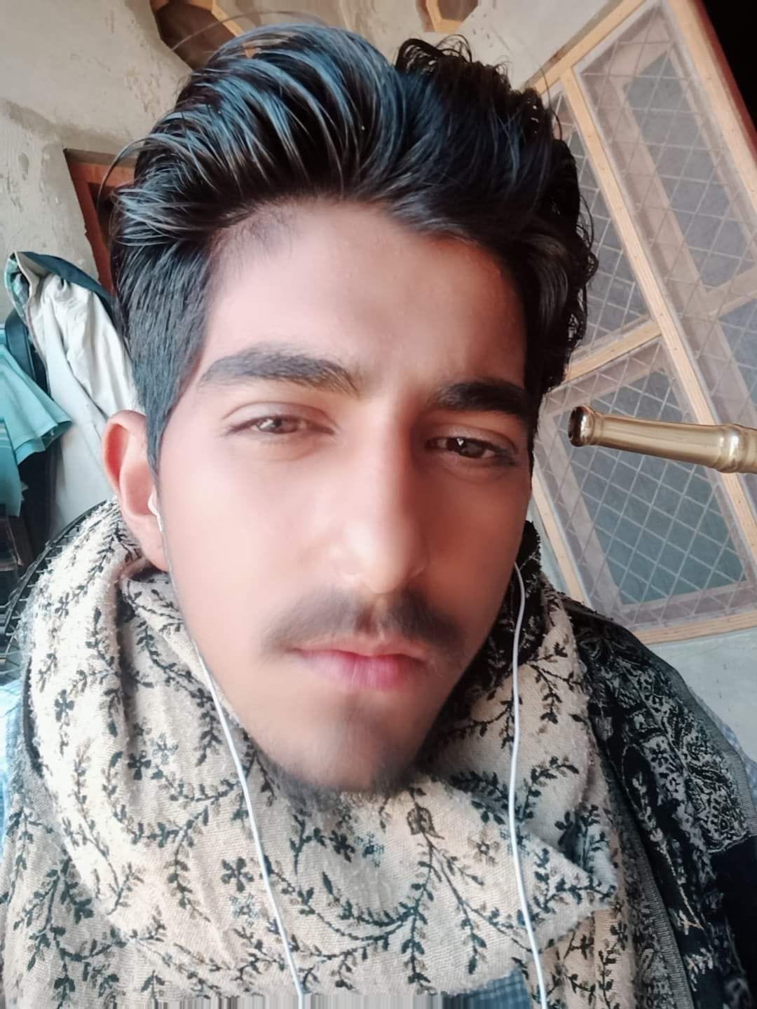 मृतक नवीन। मृतक नवीन।