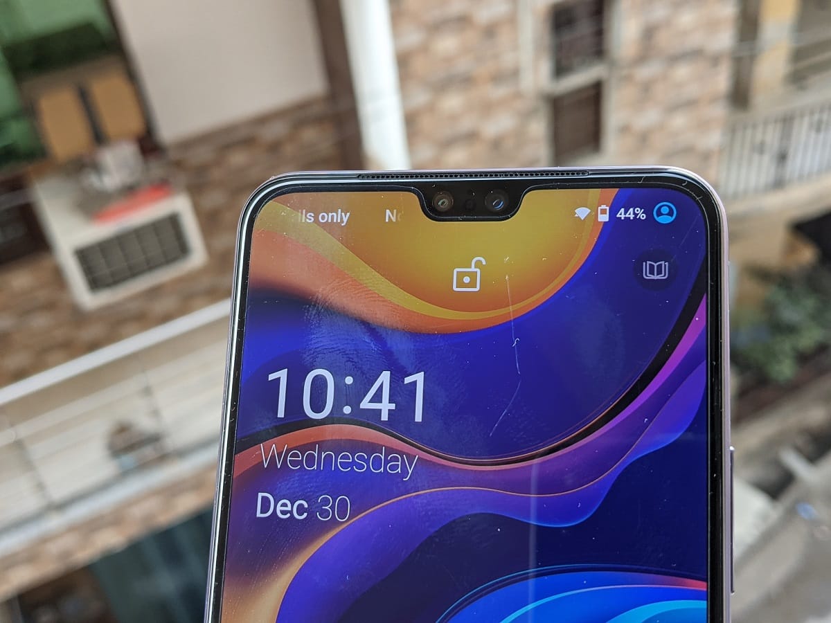 Vivo V20 Pro Review: स्टाइलिश डिजाइन के साथ बेहतर कैमरा वाला स्मार्टफोन