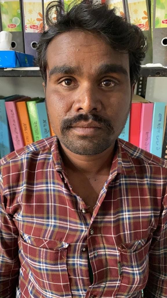 पंजाब पुलिस की ओर से गिरफ्तार किया गया हथियार तस्करी का आरोपी जग्गू। पंजाब पुलिस की ओर से गिरफ्तार किया गया हथियार तस्करी का आरोपी जग्गू।
