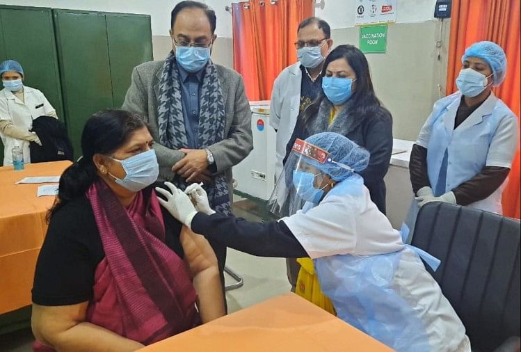 vaccination in india