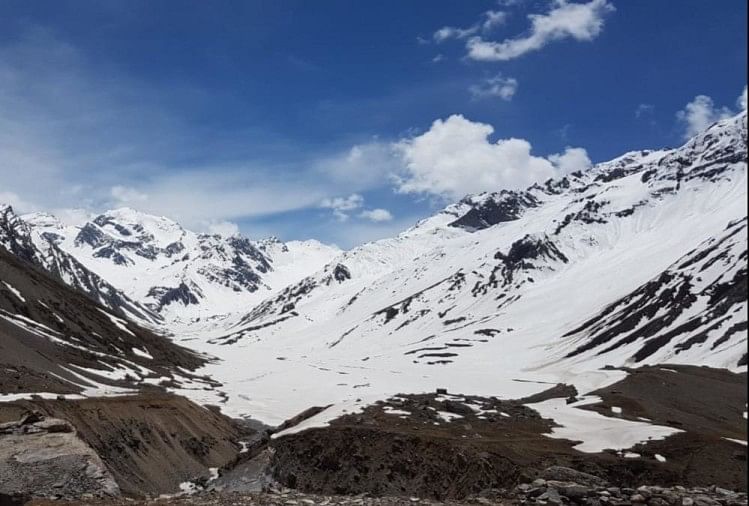 उत्तराखंड: बर्फ पिघलने के साथ ही चीनी सैनिकों ने फिर बढ़ाई सीमा पर गश्त, भारतीय जवान भी रख रहे नजर