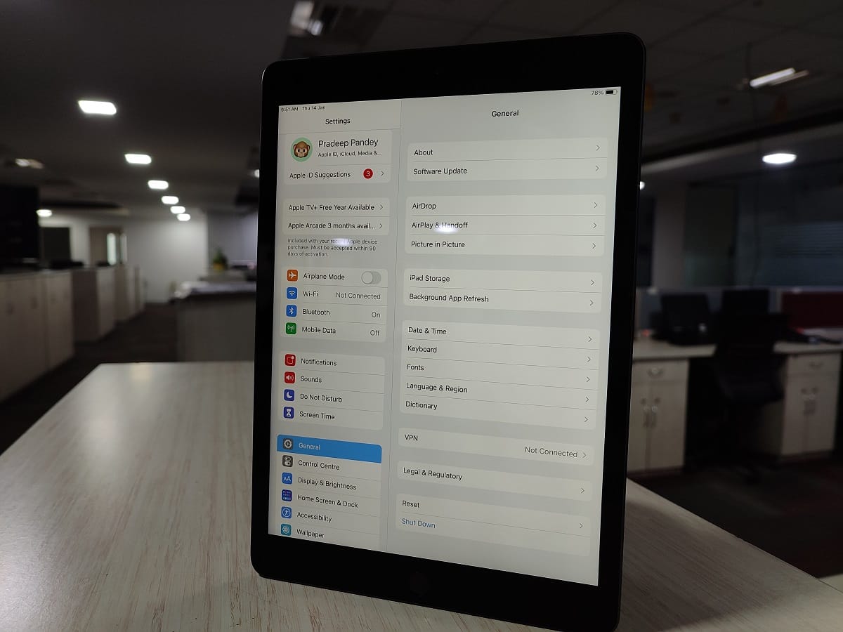 Apple ipad 8th Gen 2020 Review: рдХреНрдпрд╛ 30,000 рд░реБрдкрдпреЗ рдореЗрдВ рдпрд╣ рдмреЗрд╕реНрдЯ рдЯреИрдмрд▓реЗрдЯ рд╣реИ?