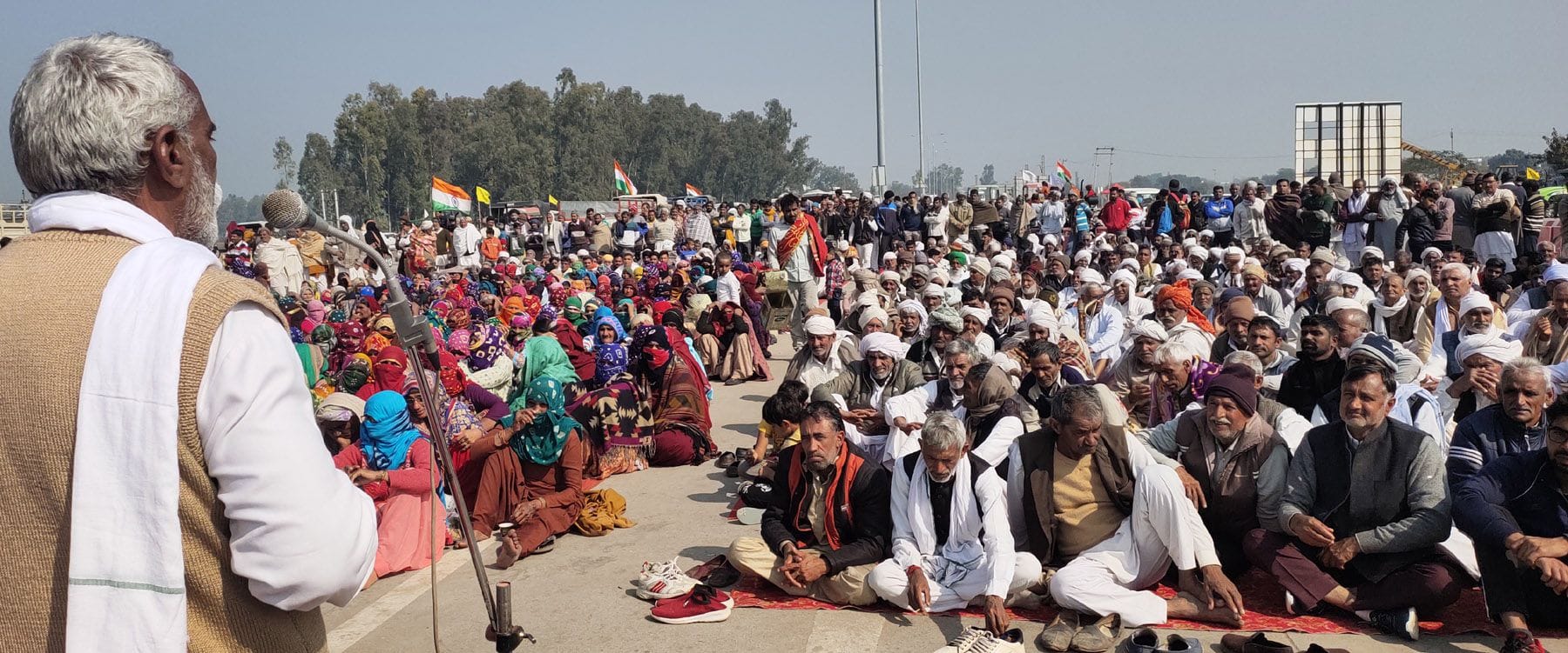 किसानों को संबोधित करते किसान नेता बलवीर सिंह। संवाद किसानों को संबोधित करते किसान नेता बलवीर सिंह। संवाद