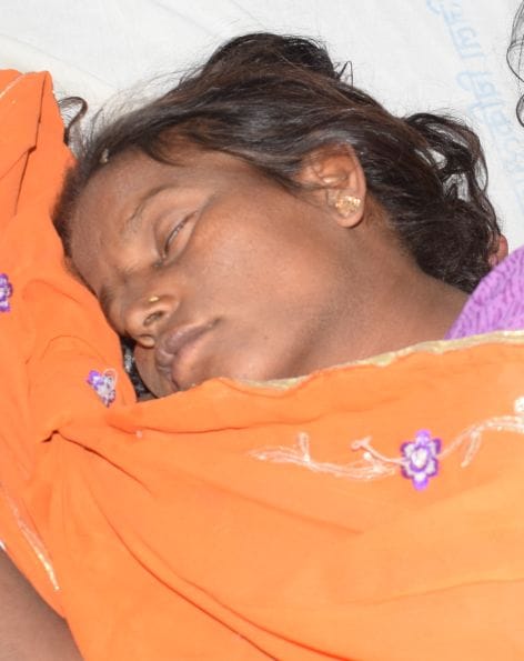 अस्पताल में भर्ती मंजू। संवाद अस्पताल में भर्ती मंजू। संवाद