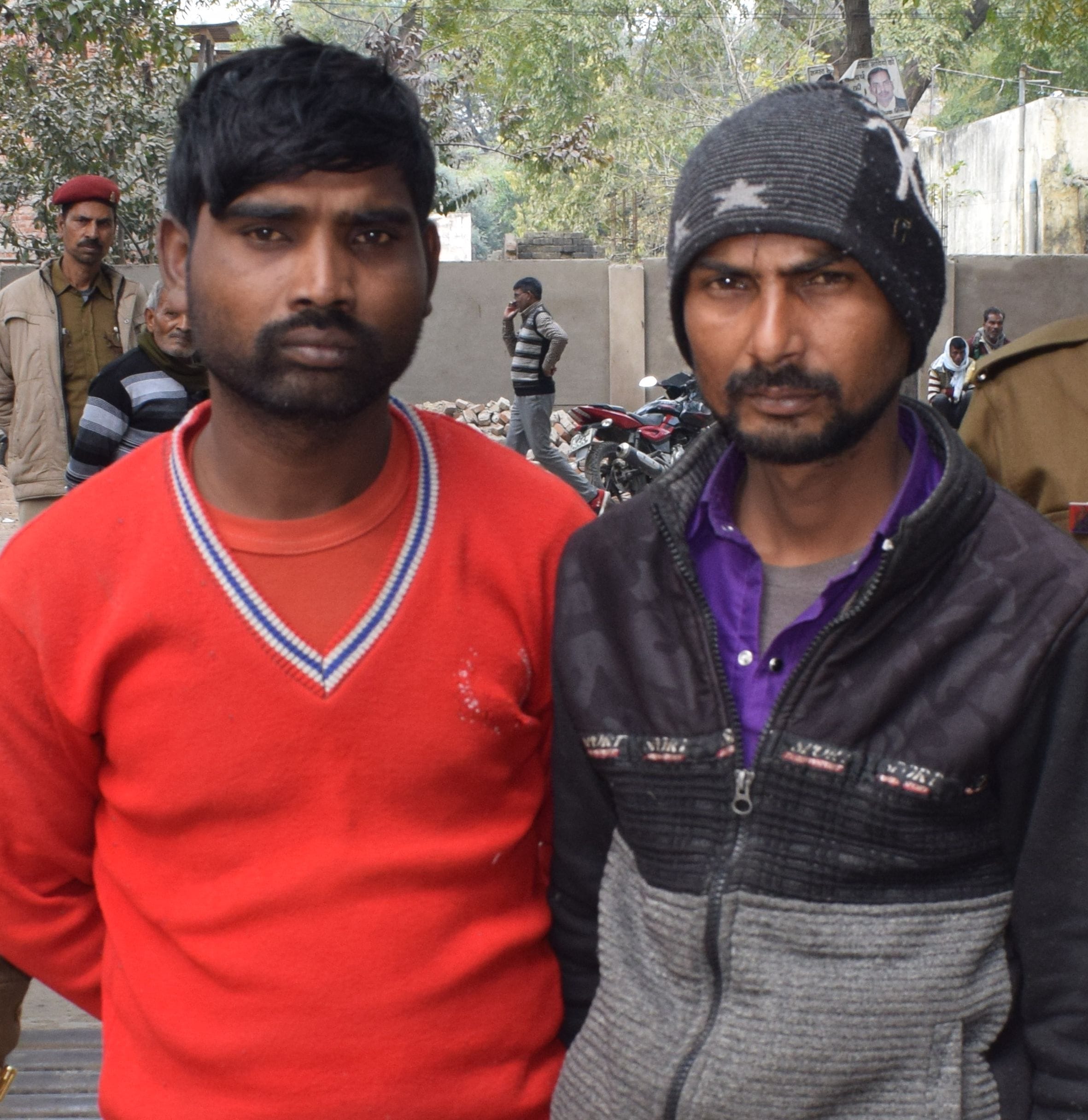 हरदोई : गिरफ्तार किए गए शातिर चोर। संवाद