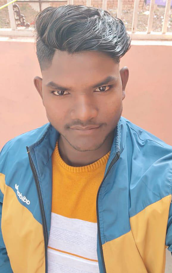 अनूप का फाइल फोटो।