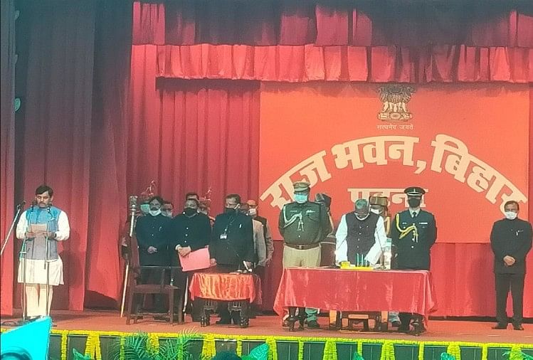 Bihar Cabinet Expansion Today Updates Here You Know Leaders From Bjp And Jdu Taking Oath As Minister श हनव ज स श त क भ ई और प र व आईप एस अध क र बन म त र न र ज भ जप व ध यक न