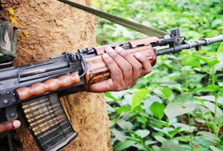 Terduga Maois Membakar 27 Kendaraan Dalam Operasi Pencarian Jharkhand Berlanjut