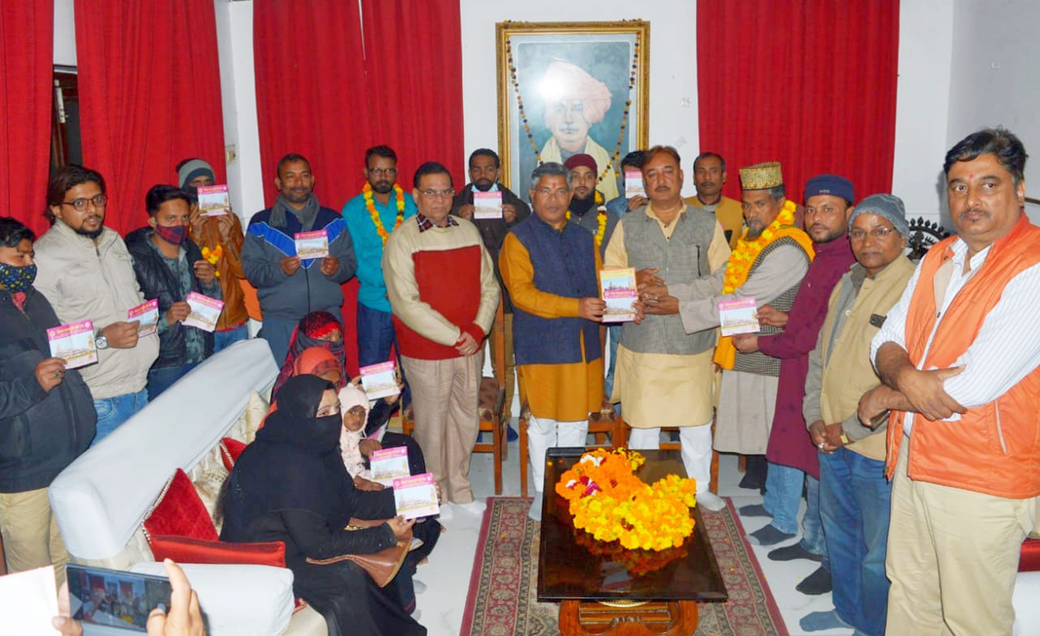 अयोध्या-सिविल लाइंस स्थित राम भवन में सुभाष चंद्र बोस राष्ट्रीय विचार केंद्र के अध्यक्ष व मुस्ल?