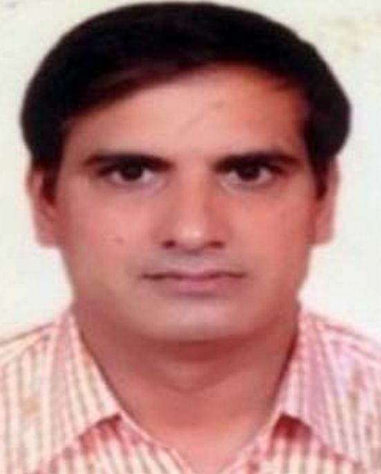 डॉ. एसबी सिंह।