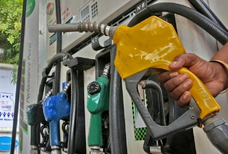 Petrol Diesel Price: पंजाब में पेट्रोल के दाम ने लगाया शतक, डीजल का भाव भी 90 रुपये से ऊपर हुआ