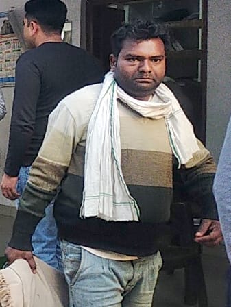 बिजनौर में जम्मू की साइबर सेल द्वारा दबोचे गए इंश्योरेंस के नाम पर ठगी करने वाले गैंग के सदस्य। बिजनौर में जम्मू की साइबर सेल द्वारा दबोचे गए इंश्योरेंस के नाम पर ठगी करने वाले गैंग के सदस्य।