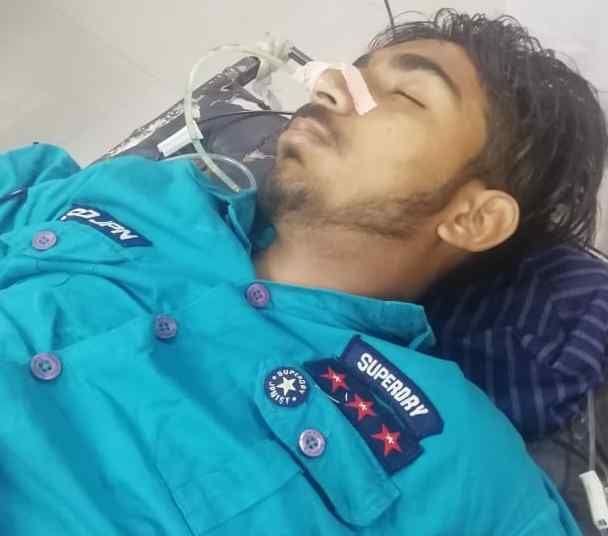 घायल अकिंत पीजीआई में भर्ती। घायल अकिंत पीजीआई में भर्ती।