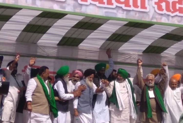 Kisan Mahapanchayat In Rudrapur: Farmer Rush In Mahapanchayat Watch Photos  - रुद्रपुरः किसान महापंचायत में लगाया था एक लाख किसानों के आने अंदाजा,  पहुंचे केवल 25 हजार ...