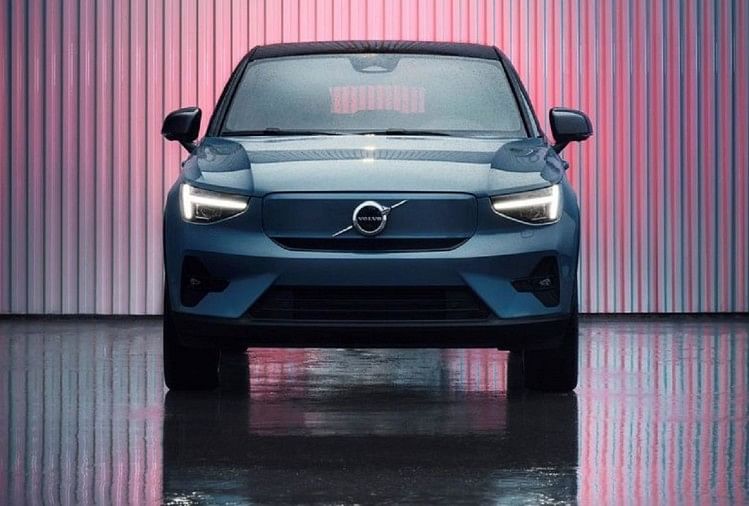 Volvo C40 Recharge All Electric Suv Coupe Electric Coupe Cars Electric Car Coupes Electric ...