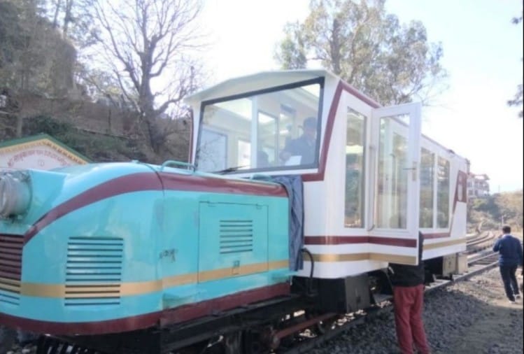 हैरिटेज रेलवे ट्रैक कालका-शिमला पर लग्जरी रेल मोटरकार चलाने की योजना