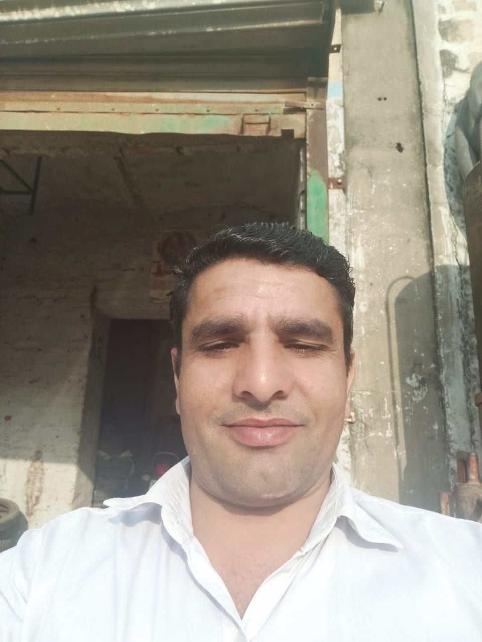 राकेश का फाइल फोटो। राकेश का फाइल फोटो।