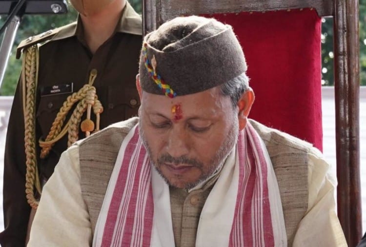 कमान संभालने के बाद मुख्यमंत्री सचिवालय में,  आज हो सकता फेरबदल