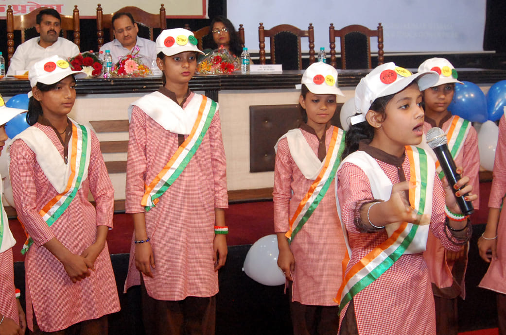 श्रीराम कालेज में आयोजित ज्ञानो उत्सव कार्यक्रम में प्रस्तुति देती छात्राएं। श्रीराम कालेज में आयोजित ज्ञानो उत्सव कार्यक्रम में प्रस्तुति देती छात्राएं।