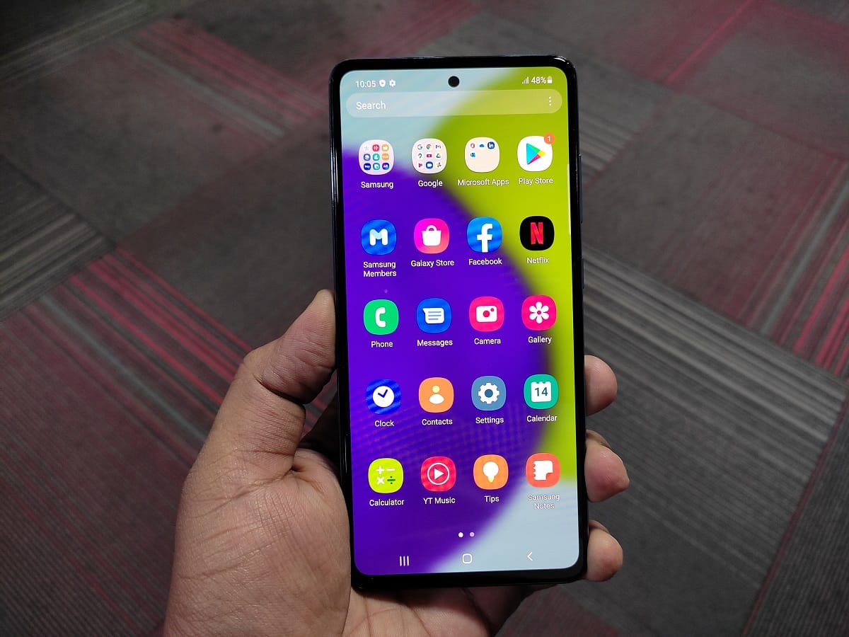 Samsung Galaxy A52 First Look: शानदार फिनिश और कलर वाला स्मार्टफोन