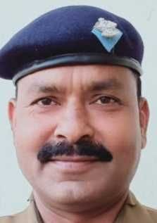 उत्कृष्ट सेवा पदक के लिए चयनित बनबसा थाने के आरक्षी सुरेंद्र कुमार। उत्कृष्ट सेवा पदक के लिए चयनित बनबसा थाने के आरक्षी सुरेंद्र कुमार।