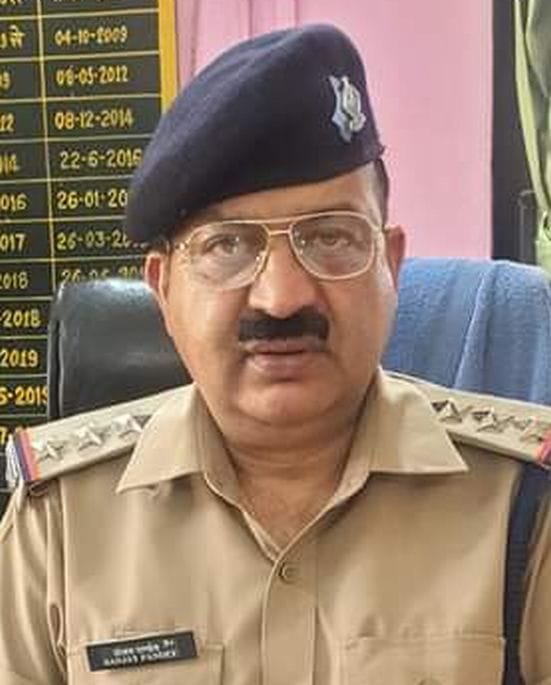 बाजपुर कोतवाल संजय पांडेय। बाजपुर कोतवाल संजय पांडेय।