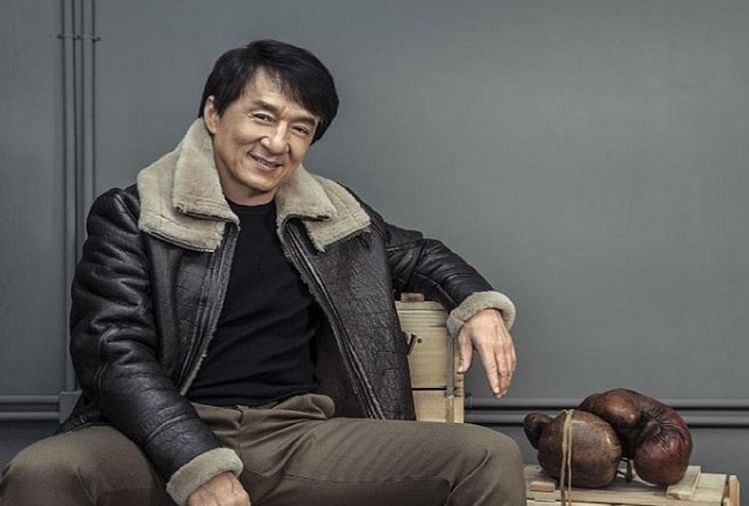 Jackie Chan Lifestyle House And Net Worth ज क च न 900 कर ड र पय स अध क क स पत त क ह म ल क नह रखत ब ड ग र ड और ड र इवर Amar Ujala Hindi News Live