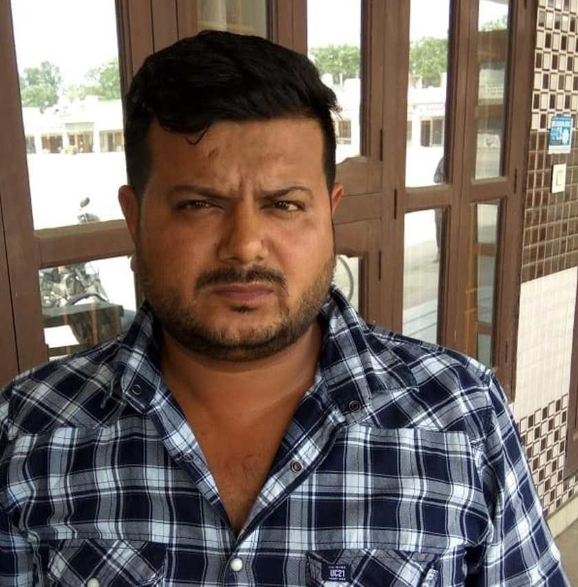 आढ़ती दीपक। आढ़ती दीपक।