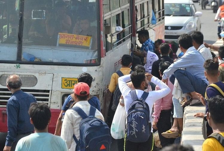 Bus Jalan Raya Tidak Memeriksa Sertifikat Vaksinasi – Faridabad: